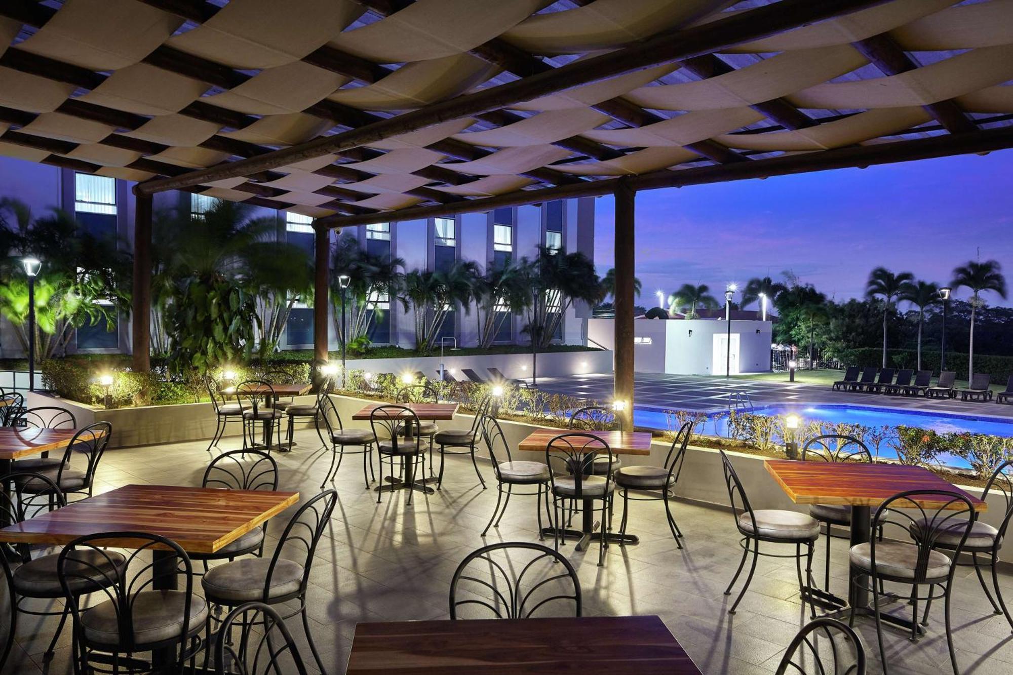 Hilton Doubletree By Hilton Managua Manágua Exterior foto